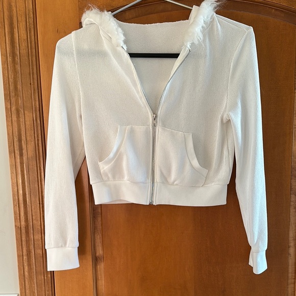 SHEIN Women’s Cream/White Hooded Jacket Faux Fur Small - Picture 1 of 7